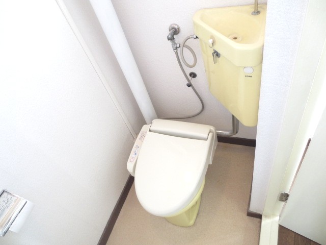 Toilet. Washlet comes ☆ 