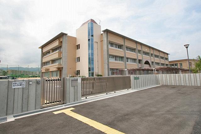 Junior high school. 3230m to Tottori junior high school