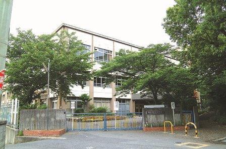 Primary school. 1500m to Asahi Elementary School