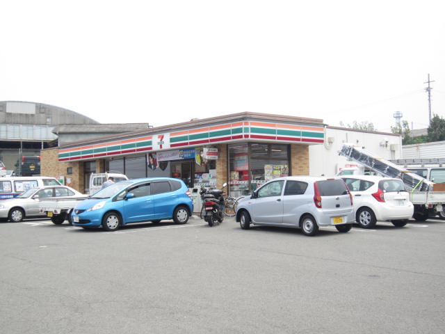 Convenience store. Seven-Eleven Hannan Hakotsukuri store up (convenience store) 640m