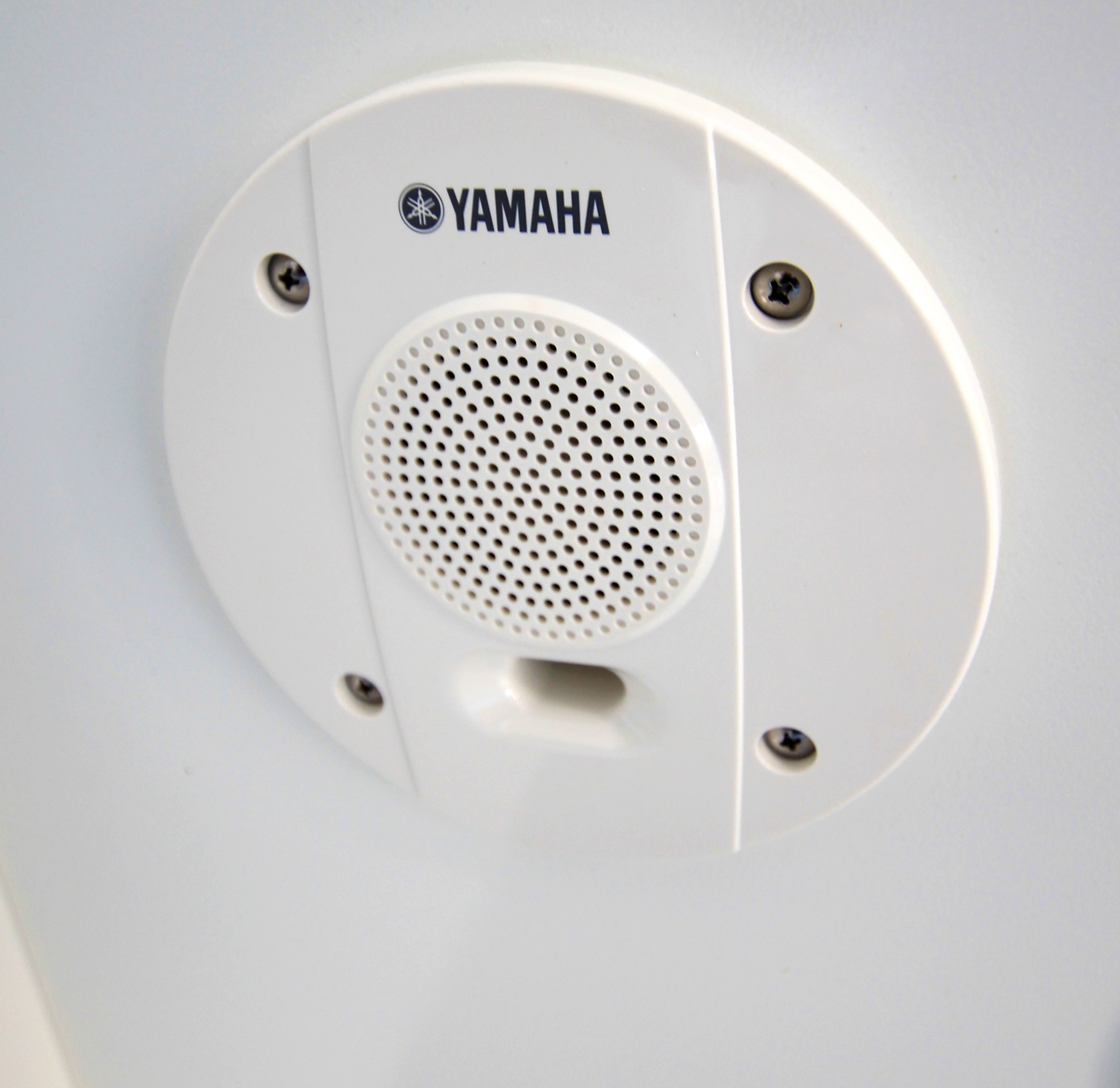 Other Equipment. It is also possible in the bath and enjoy the music. Standard equipped with a Yamaha sound shower (same specifications photo)