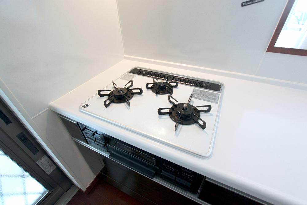 Other Equipment.  ■ kitchen Stove