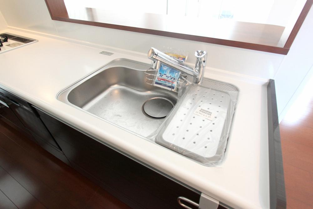 Other Equipment.  ■ kitchen sink