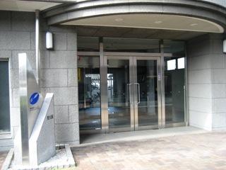 Entrance. Common areas