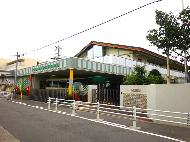 kindergarten ・ Nursery. Osaka University of Commerce included kindergarten (kindergarten ・ 225m to the nursery)