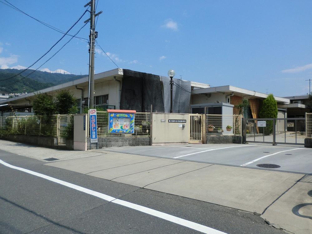 kindergarten ・ Nursery. 519m to the Higashi-Osaka Municipal Ishikiri nursery