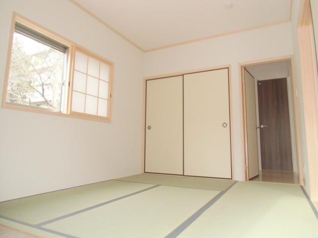 Non-living room. Japanese-style room 6 quires