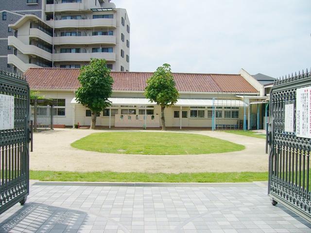 kindergarten ・ Nursery. Higashi Osaka Municipal Wakae to kindergarten 530m