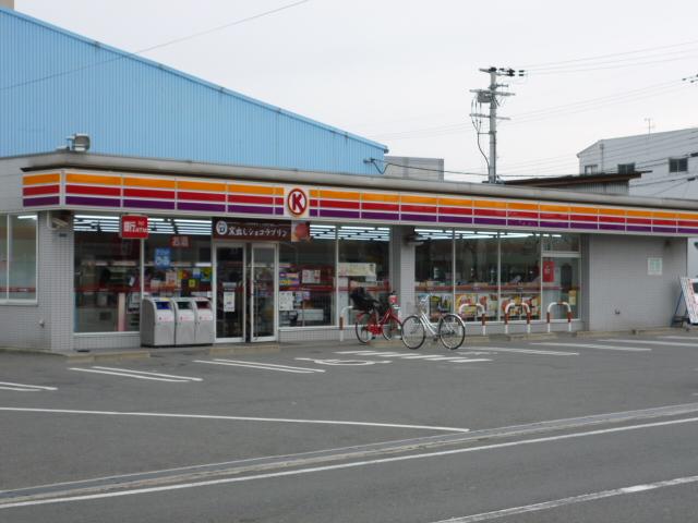 Convenience store. 109m to Circle K Higashi pilfered shop