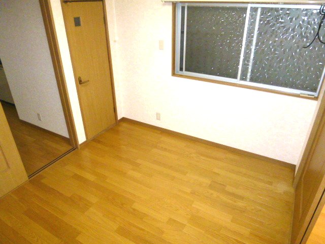 Other room space. The first floor Western-style room with a window. 