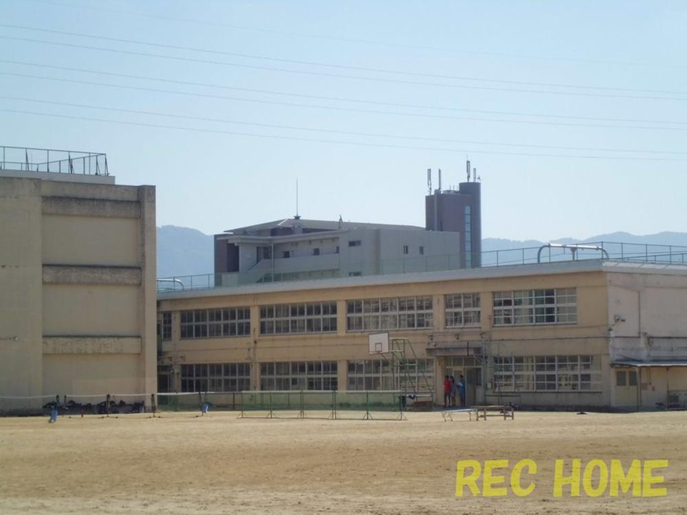 Junior high school. Tamagawa 1500m until junior high school