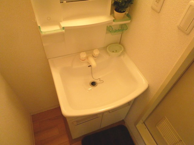 Washroom. It is vanity. 