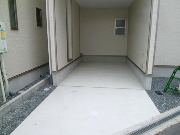 Parking lot