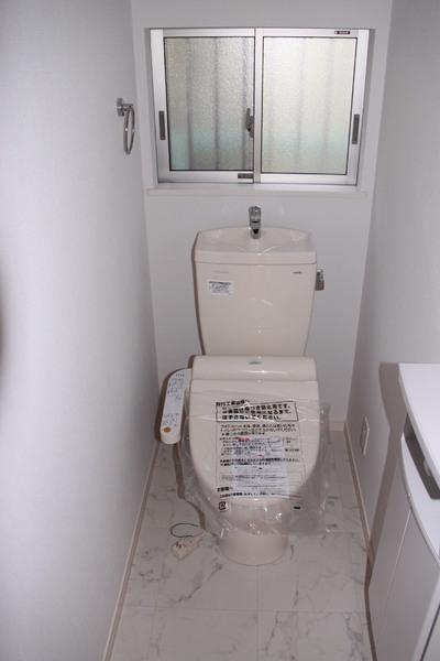 Toilet. The company construction cases