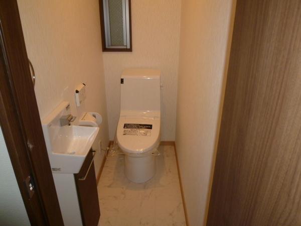Toilet