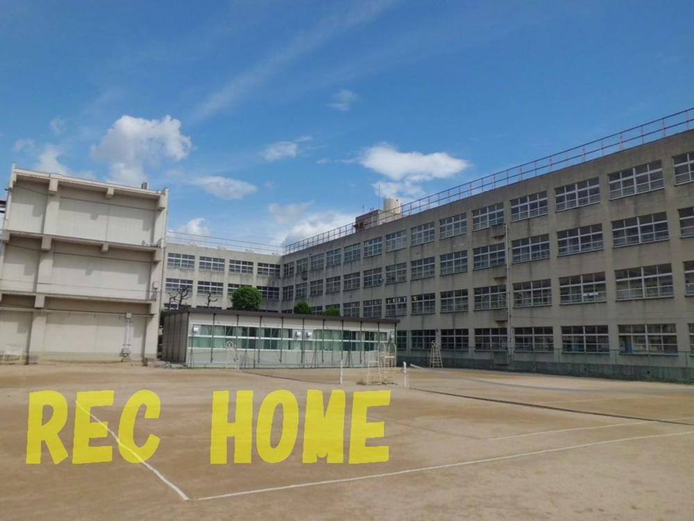 Junior high school. Higashi-Osaka Tatsutate Tsuhigashi until junior high school 747m