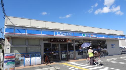 Convenience store. 356m until Lawson Higashi Hanazonohigashi Machiten (convenience store)