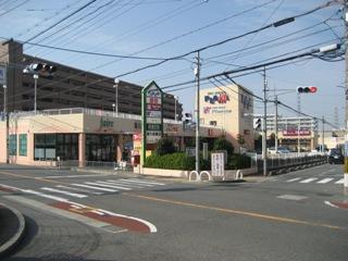 Other. New Ishikiri Plaza is adjacent, It is very convenient to shopping. : Super Bandai, Uniqlo, Drug store, bookstore etc