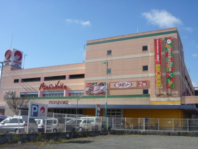 Convenience store. (Convenience store) to 900m