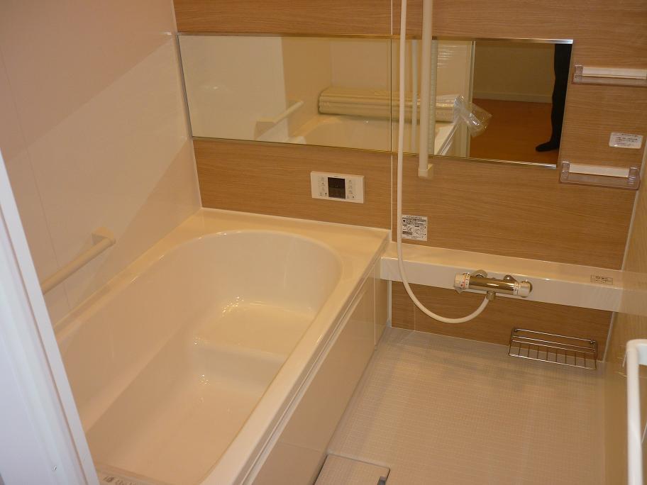 Bathroom. Indoor (June 2013) Shooting
