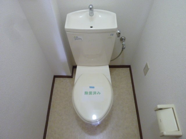 Toilet. How, Toilet There are two places. 