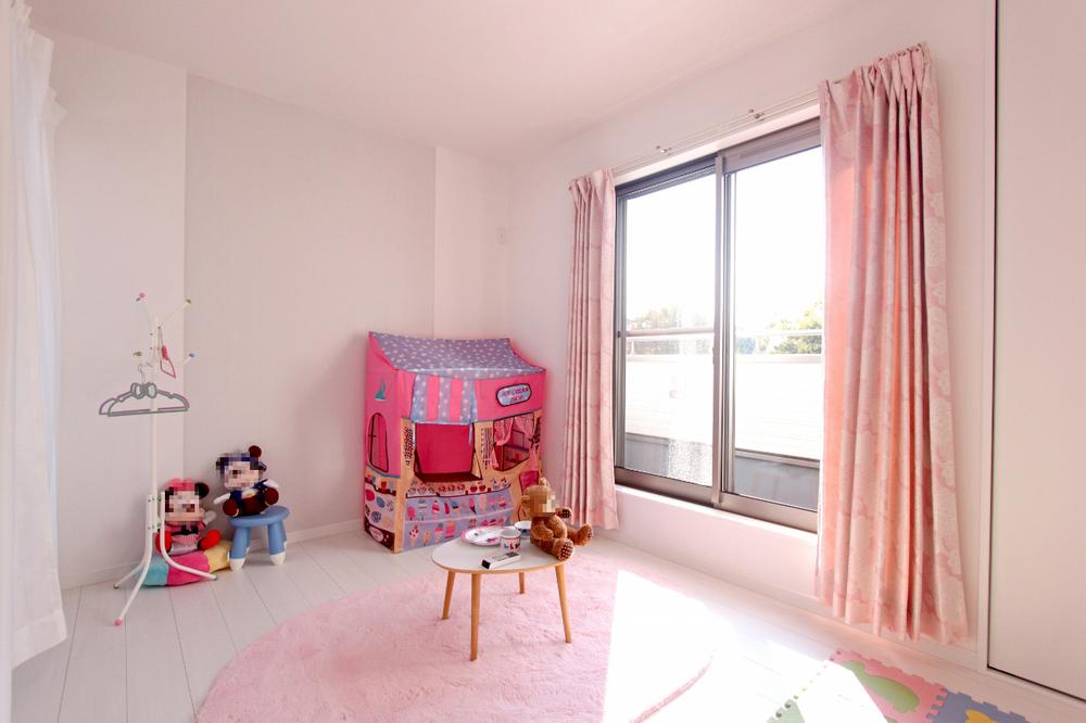 Other introspection.  ■ Children's room