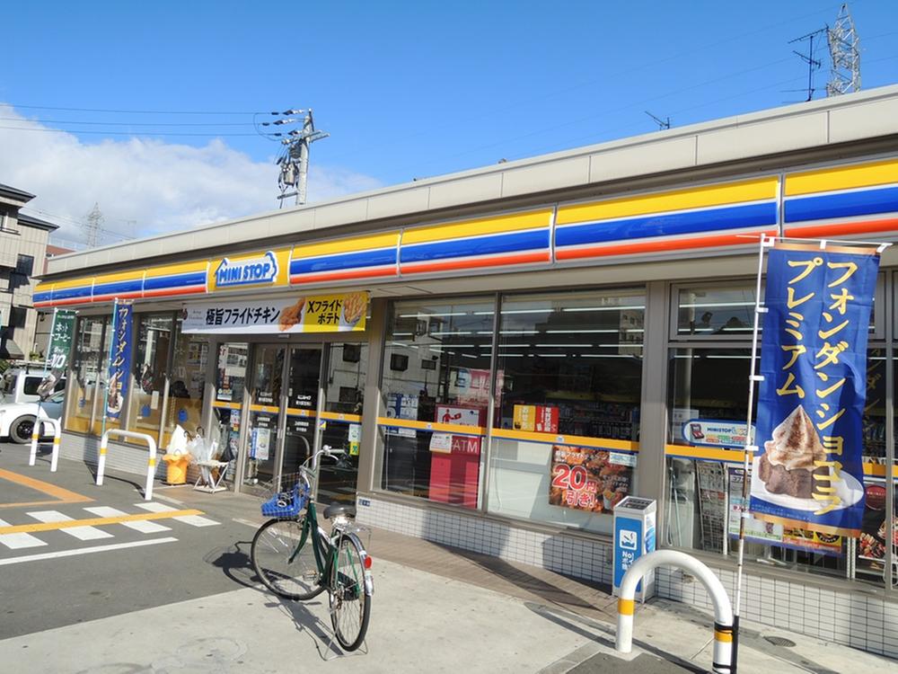 Convenience store. MINISTOP Higashi Takaramochi to the store 342m A 5-minute walk