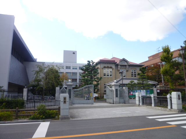 high school ・ College. Private Kusunokikage High School (High School ・ NCT) to 375m