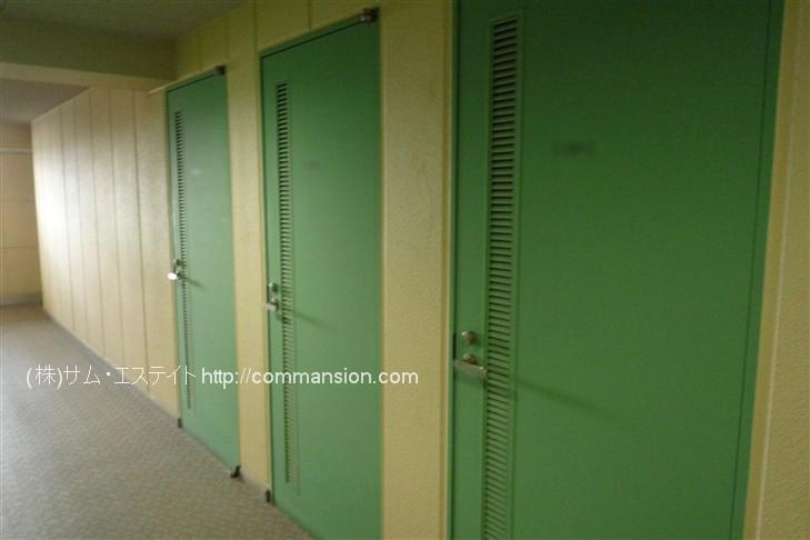 Other common areas. Trunk room (surcharge) is available in the elevator next to