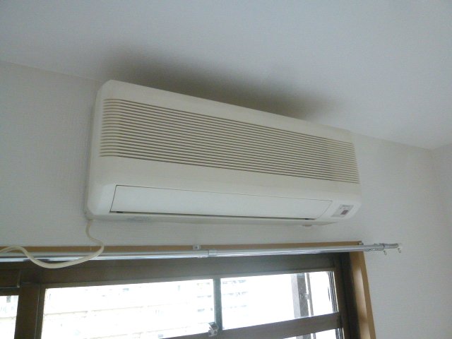 Other Equipment. Air conditioning is equipped with 1 groups. 