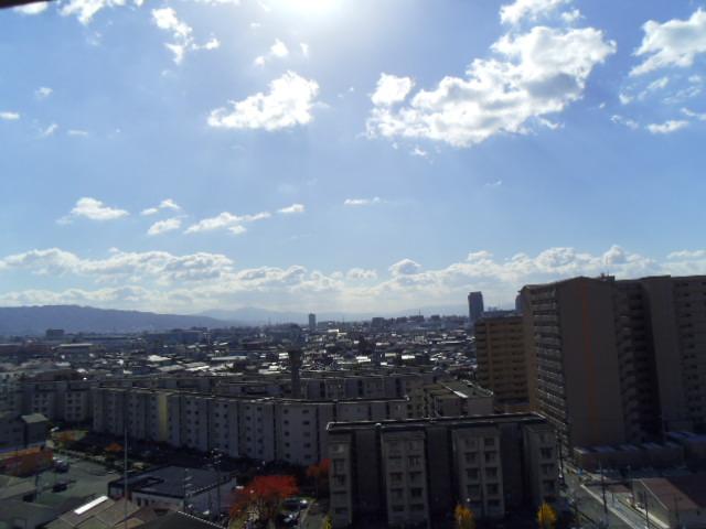 View photos from the dwelling unit. (November 2013) Shooting