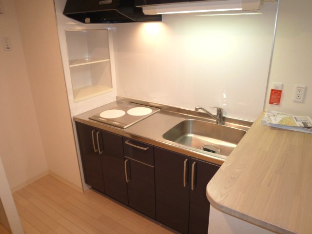 Kitchen. IH2 neck is a kitchen with a stove. 