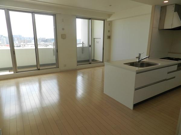 Living. We become open-minded LDK