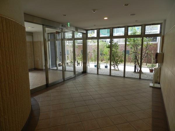 lobby. Communal area Apartment lobby