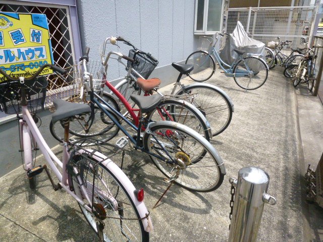 Other common areas. Is a bicycle parking lot. 