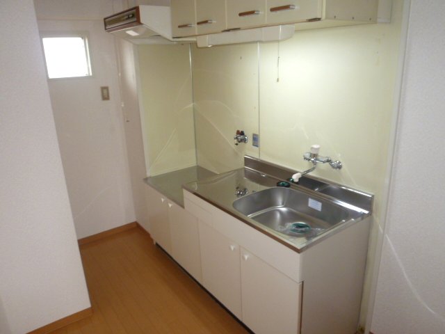 Kitchen. It is a popular stand-alone kitchen. 