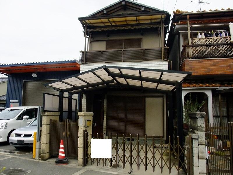 Local appearance photo. With carport two-story wooden