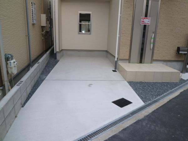 Parking lot