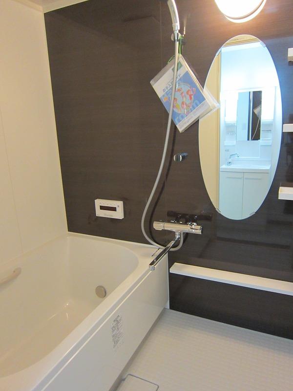 Bathroom. With additional heating function of 1 pyeong type