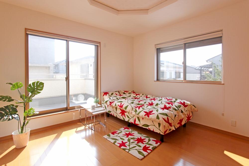 Model house photo.  ■ Master bedroom Good night in bed room with atmosphere