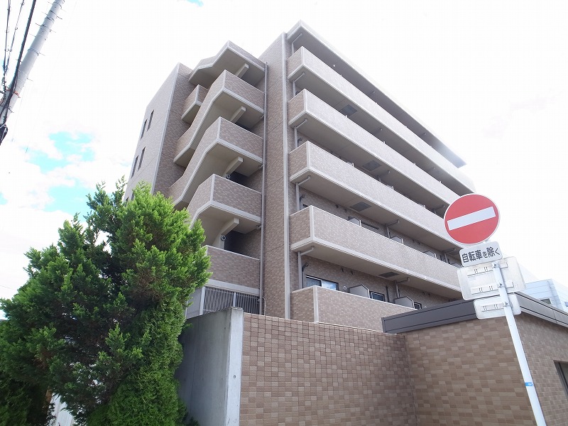 Building appearance. Elevator, Auto with lock, All-electric properties! 