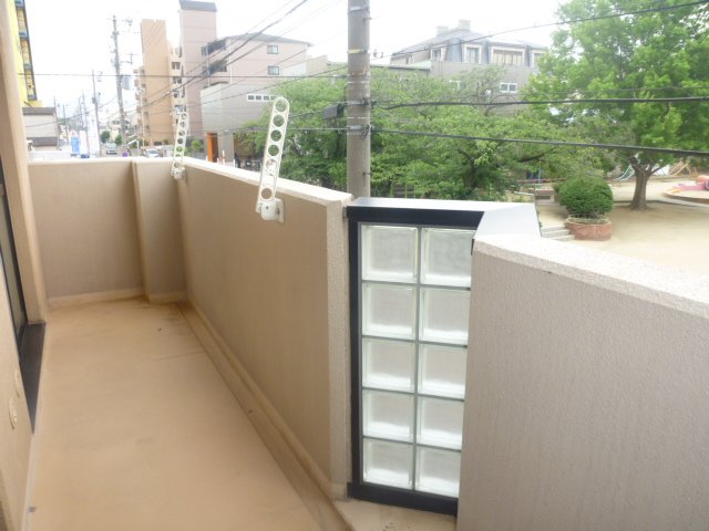 Balcony. It is a south-facing balcony