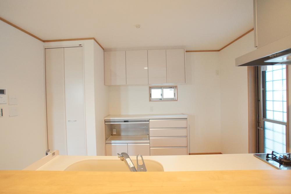 Same specifications photo (kitchen)