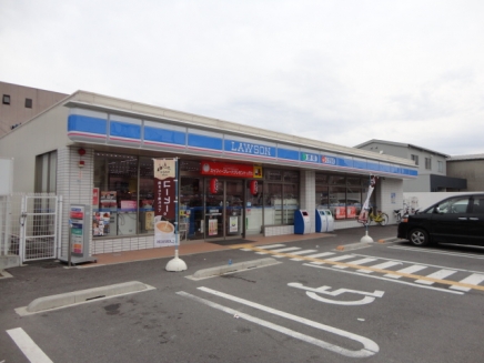 Convenience store. Lawson Yao Misono-cho 4-chome up (convenience store) 196m