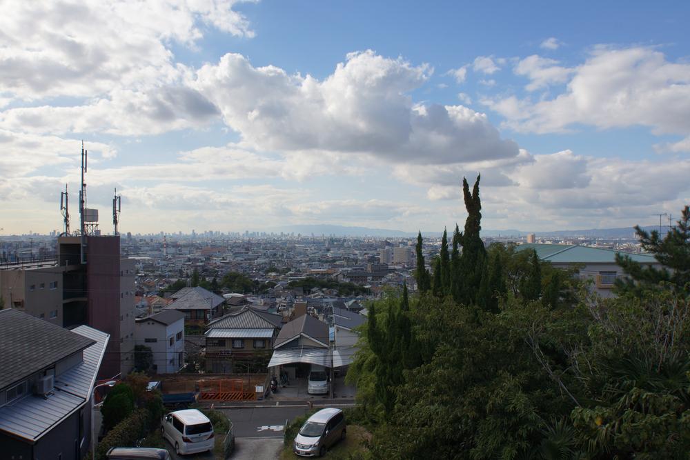 View photos from the dwelling unit. View from the site (October 2013) Shooting