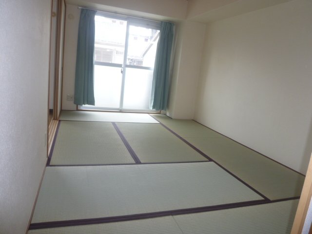 Other room space. 7.5 Pledge of Japanese-style room is wide