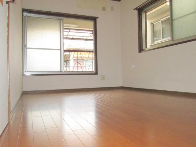 Non-living room. 3F is a Western-style flooring Chokawa already