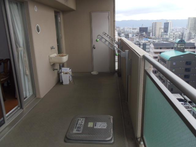 Balcony. Local (11 May 2013) Shooting