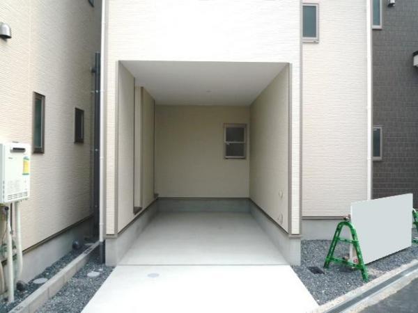 Parking lot