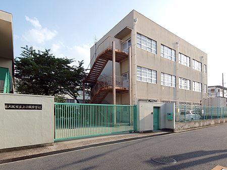 Junior high school. Kamikosaka 419m until junior high school (junior high school)